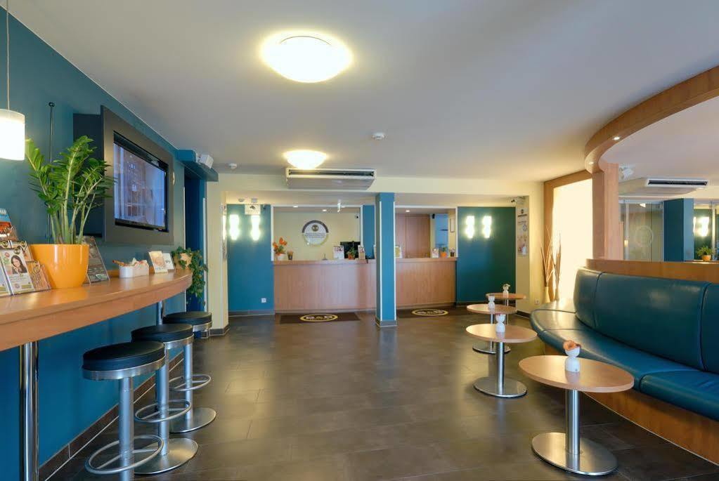 B&B Hotel Frankfurt-Nord Frankfurt am Main ภายนอก รูปภาพ