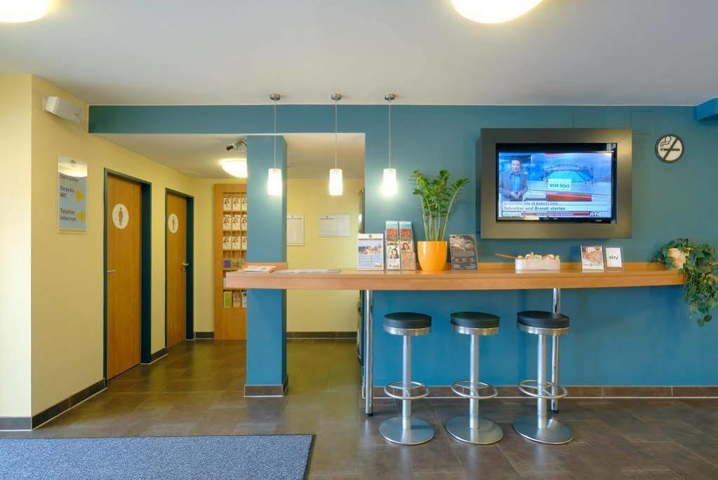 B&B Hotel Frankfurt-Nord Frankfurt am Main ภายนอก รูปภาพ
